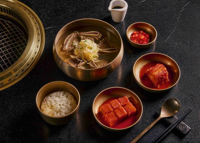 Galbi-tang and banchan at Cote